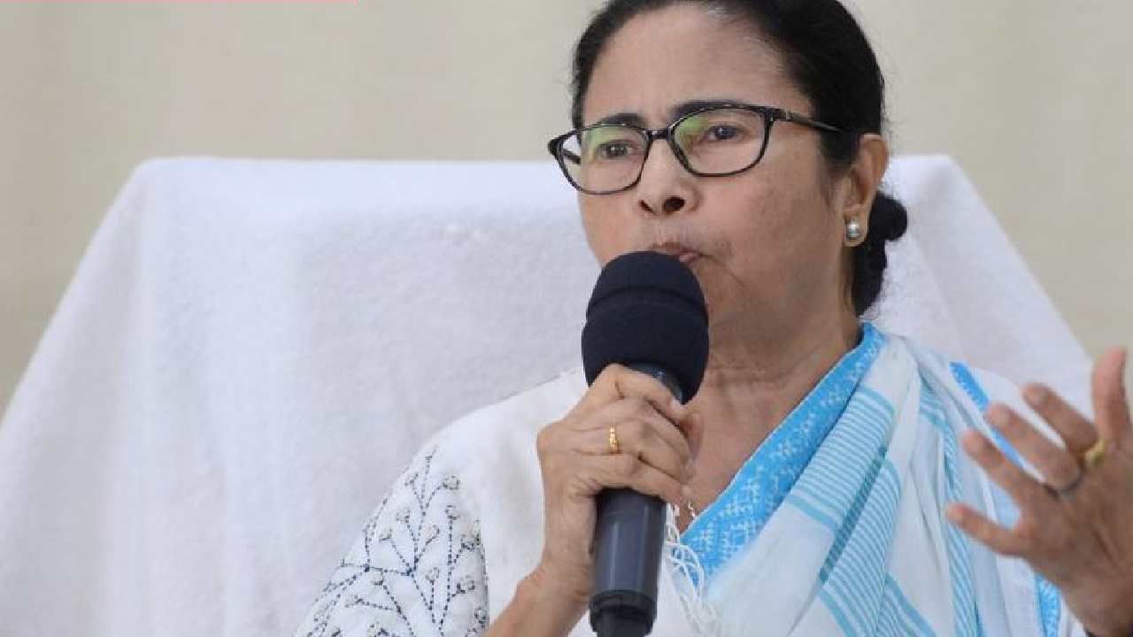 के सुरेश ने अध्यक्ष पद के लिए उम्मीदवारी घोषित की, ममता बनर्जी नाराज?